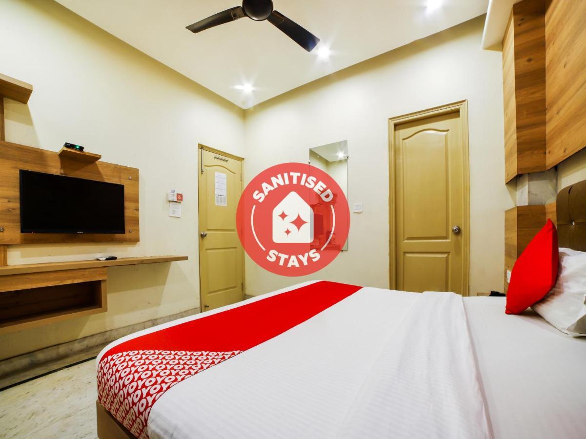 Oyo 78699 Hotel Klick International New Delhi Exteriör bild