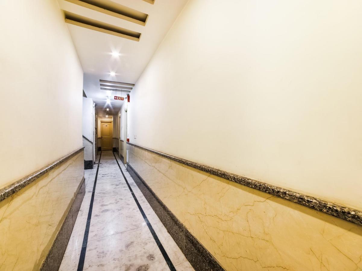 Oyo 78699 Hotel Klick International New Delhi Exteriör bild
